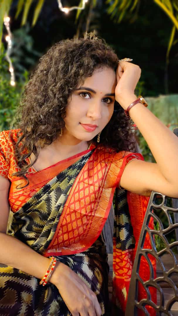 Aarohi - Bold and Beautiful Escort